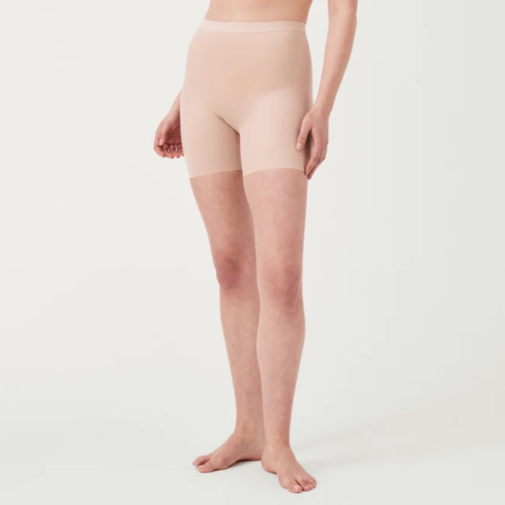 SPANXshape Invisible Girlshort Shorts Shapewear XL Champagne Beige
